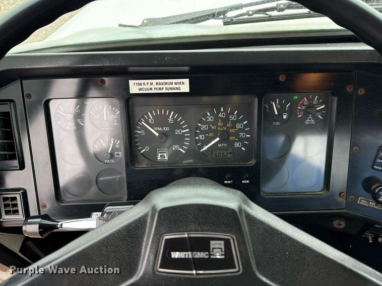 image for item EG2367 1994 White GMC WG vacuum truck