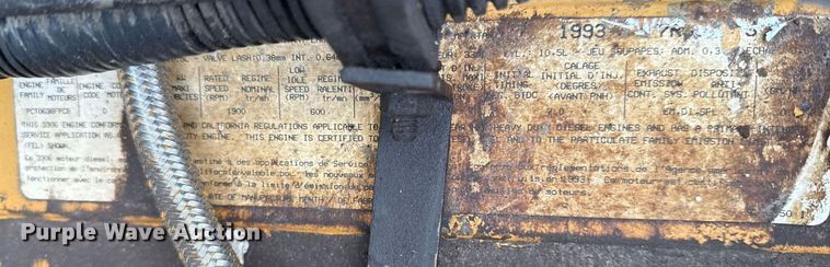 image for item EG2367 1994 White GMC WG vacuum truck