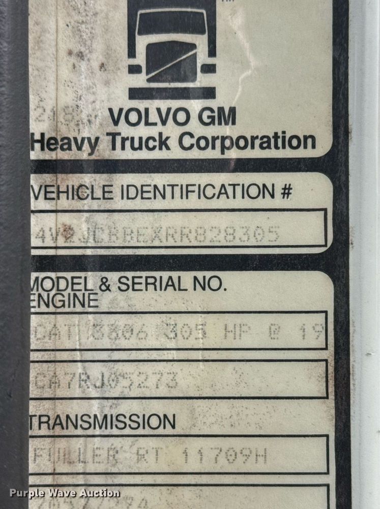 image for item EG2367 1994 White GMC WG vacuum truck