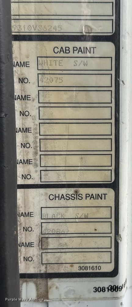 image for item EG2367 1994 White GMC WG vacuum truck