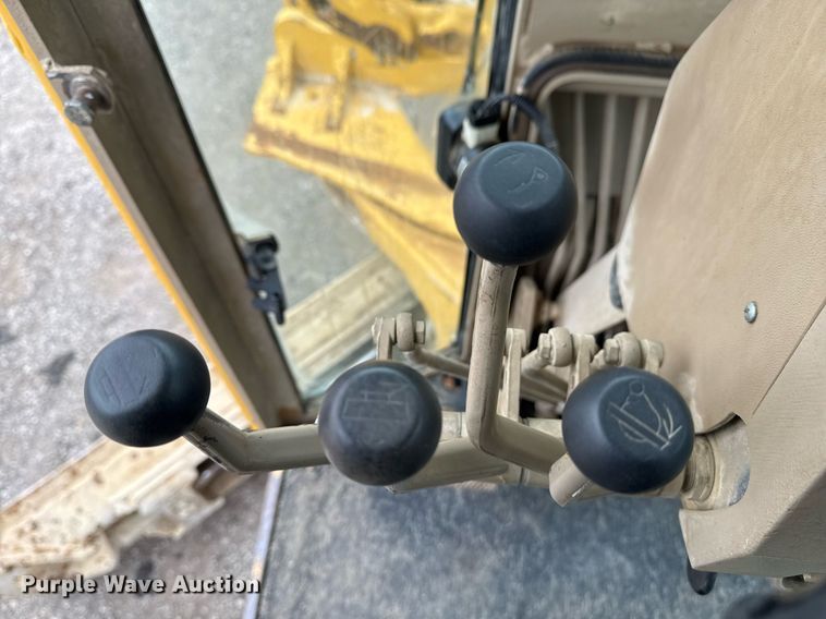 image for item EG2368 1995 John Deere 770BH motor grader