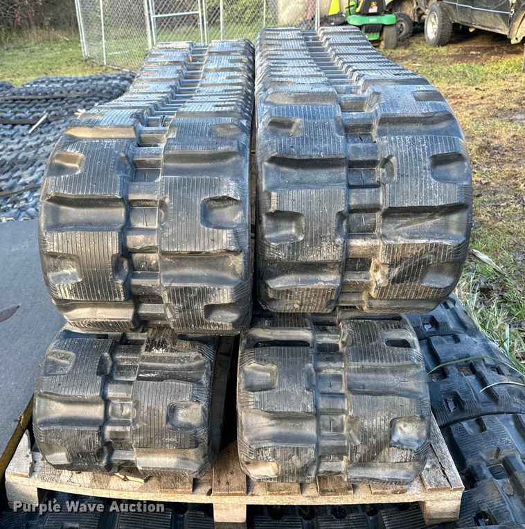 image for item EG6937 (4) Camso excavator tracks