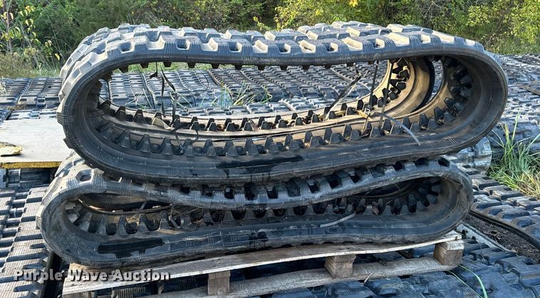 image for item EG6937 (4) Camso excavator tracks