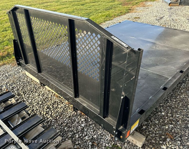 image for item EH7412 Monroe  flatbed