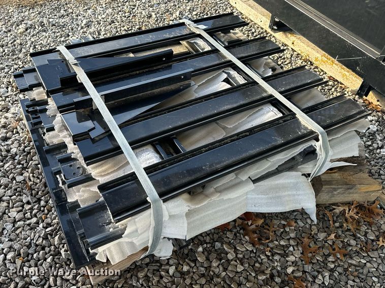 image for item EH7412 Monroe  flatbed