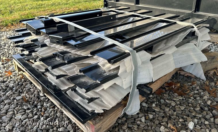 image for item EH7412 Monroe  flatbed