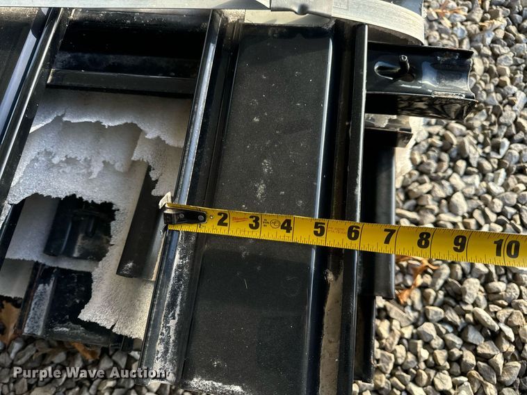 image for item EH7412 Monroe  flatbed