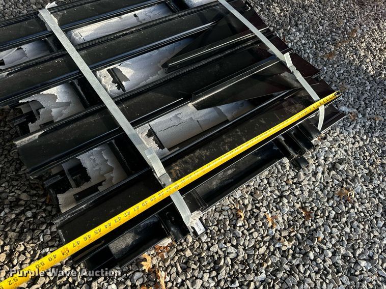 image for item EH7412 Monroe  flatbed