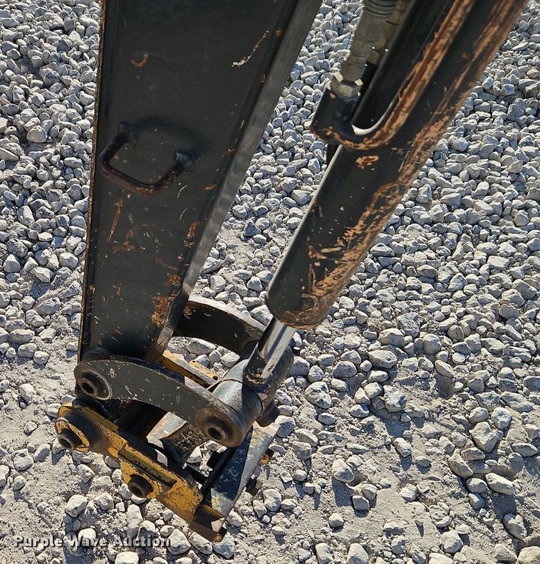 image for item EI8698 2015 John Deere 17G mini excavator