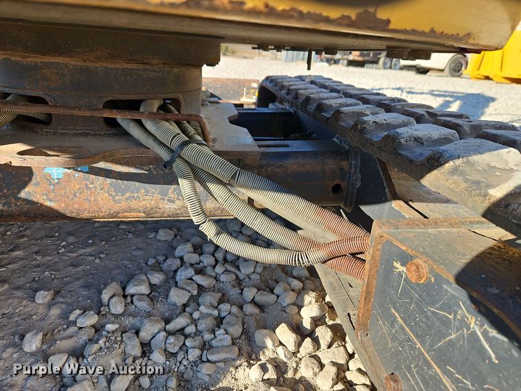 image for item EI8698 2015 John Deere 17G mini excavator