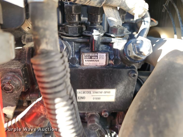 image for item EI8698 2015 John Deere 17G mini excavator