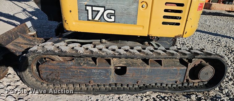image for item EI8698 2015 John Deere 17G mini excavator