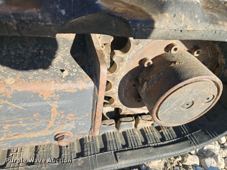 image for item EI8698 2015 John Deere 17G mini excavator