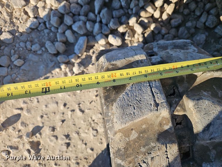 image for item EI8698 2015 John Deere 17G mini excavator