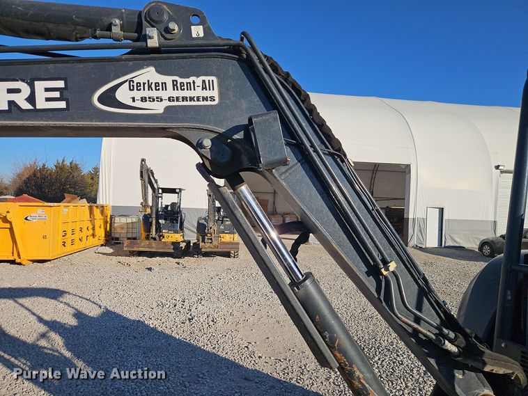 image for item EI8699 2019 John Deere 35G mini excavator