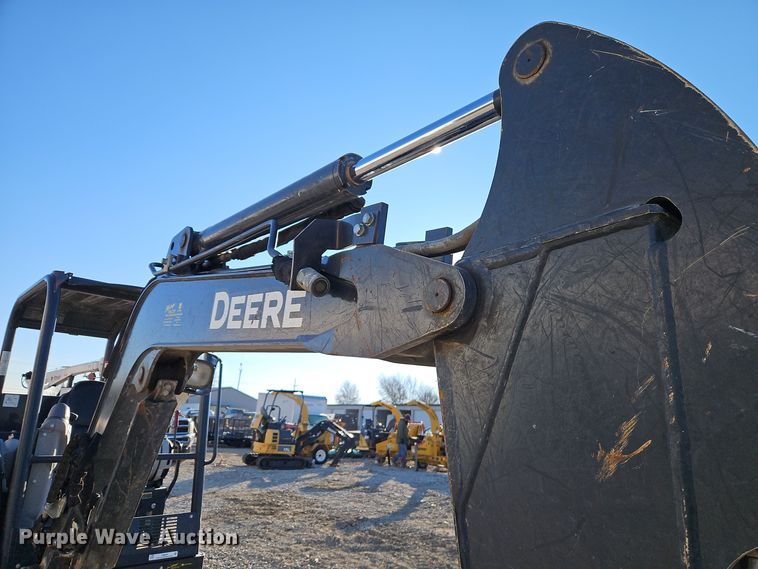 image for item EI8699 2019 John Deere 35G mini excavator