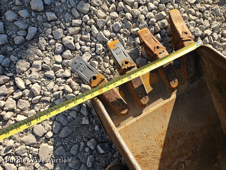 image for item EI8699 2019 John Deere 35G mini excavator