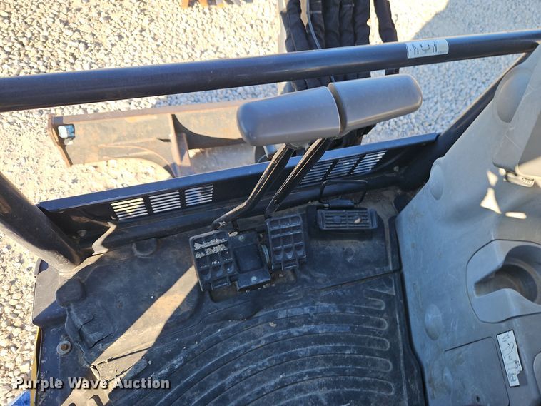 image for item EI8699 2019 John Deere 35G mini excavator