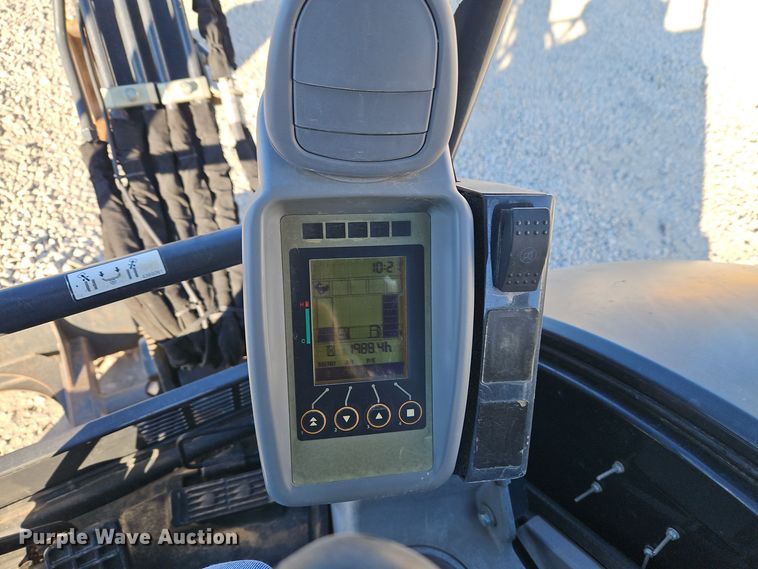 image for item EI8699 2019 John Deere 35G mini excavator