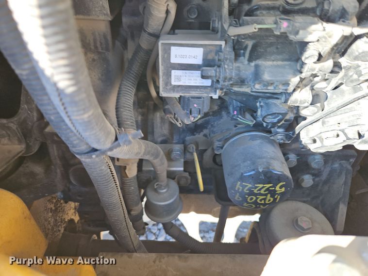 image for item EI8699 2019 John Deere 35G mini excavator