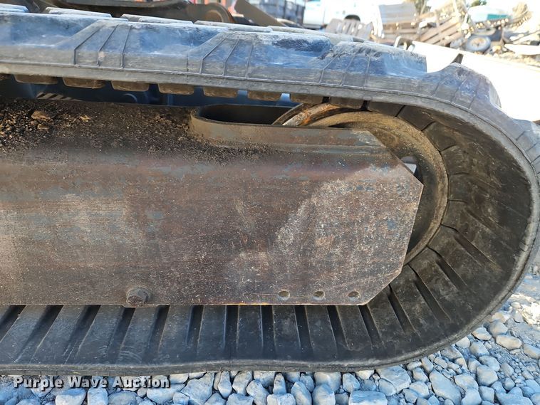 image for item EI8699 2019 John Deere 35G mini excavator