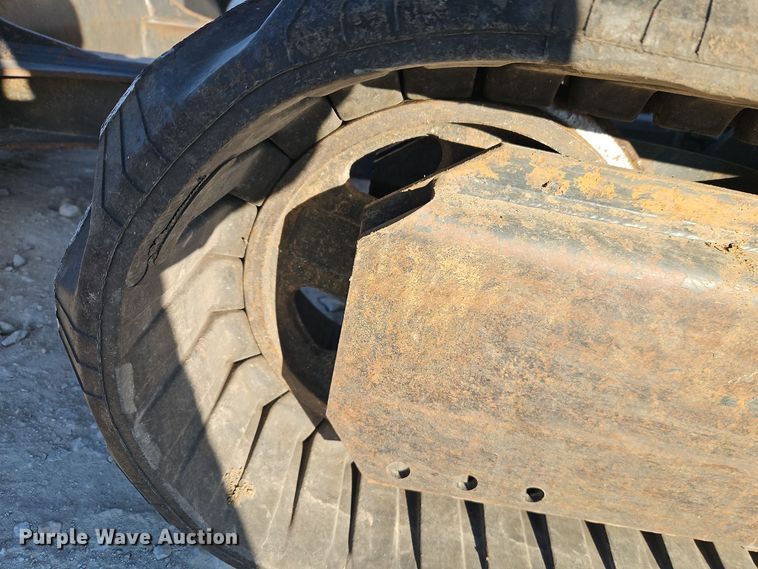 image for item EI8699 2019 John Deere 35G mini excavator