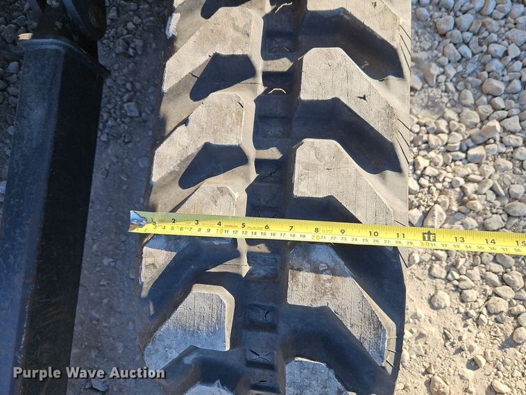 image for item EI8699 2019 John Deere 35G mini excavator