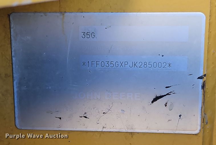 image for item EI8699 2019 John Deere 35G mini excavator