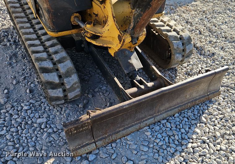 image for item EI8702 2012 John Deere 17D mini excavator