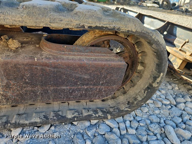 image for item EI8702 2012 John Deere 17D mini excavator