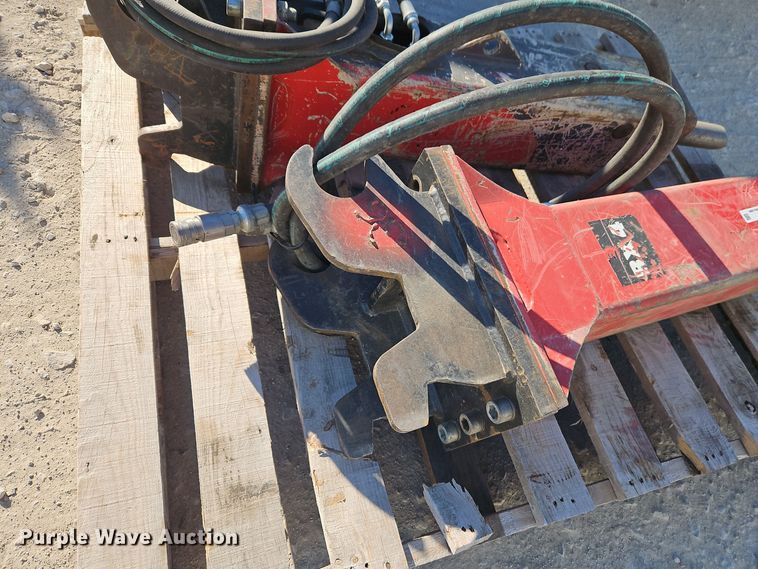 image for item EI8703 (2) Chicago Pneumatic RX4 breakers