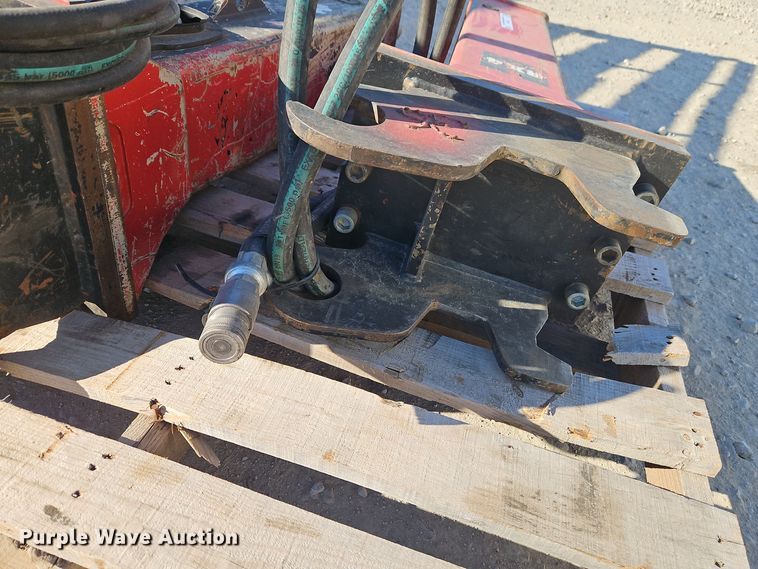 image for item EI8703 (2) Chicago Pneumatic RX4 breakers