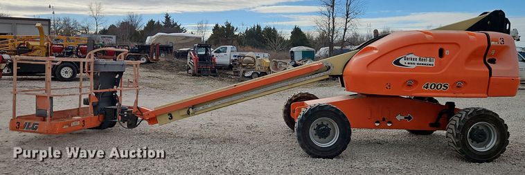 image for item EI8706 2004 JLG 400S boom lift