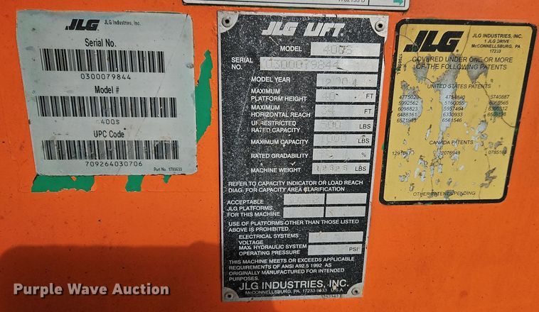 image for item EI8706 2004 JLG 400S boom lift