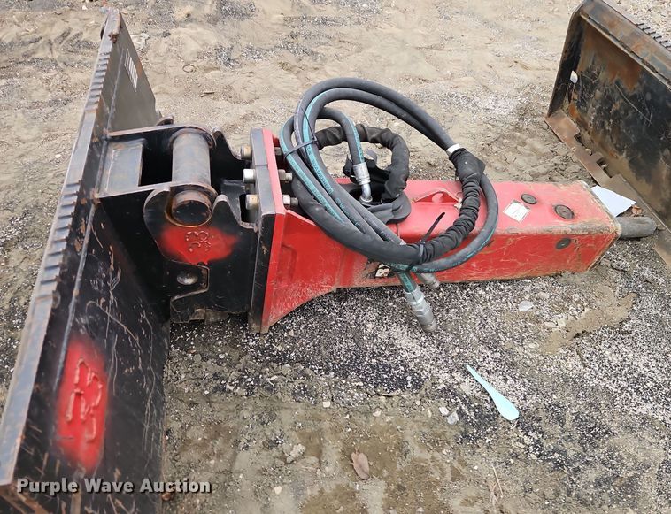 image for item EI8730 (2) Skid steer breaker