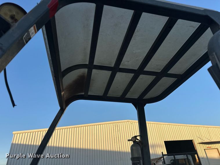 image for item EJ5273 2006 Moffett M55 forklift