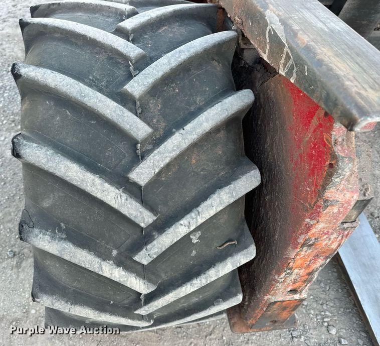 image for item EJ5273 2006 Moffett M55 forklift