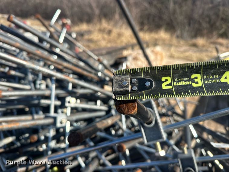 image for item EJ5282 Approximately 200 string line stakes