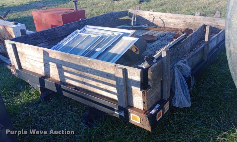 image for item EN8652 Knapheide flatbed