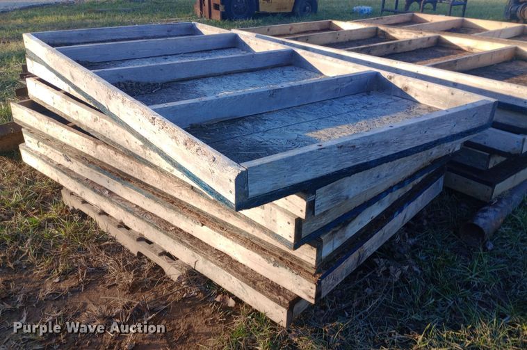 image for item EN8654 (15) concrete forms