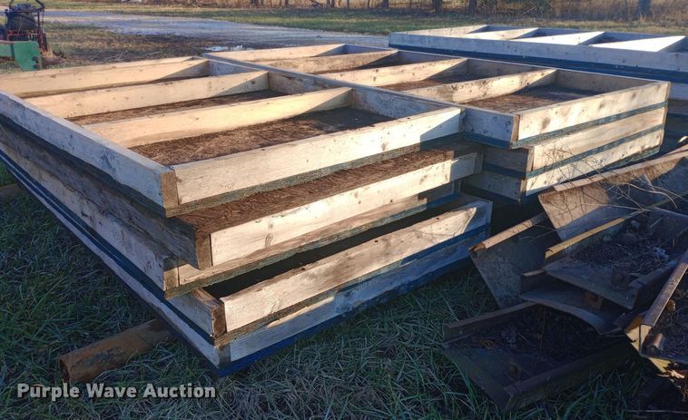 image for item EN8654 (15) concrete forms