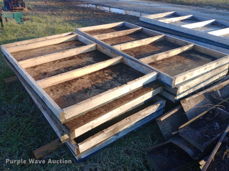 image for item EN8654 (15) concrete forms