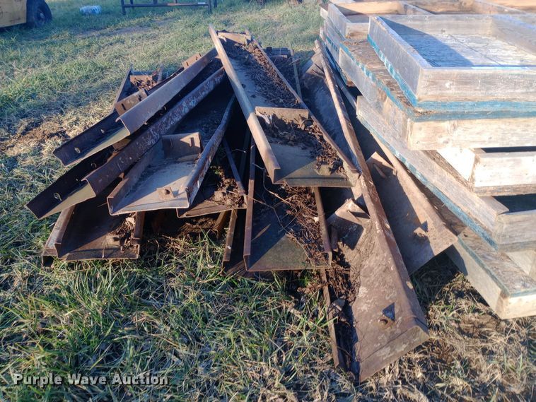 image for item EN8654 (15) concrete forms