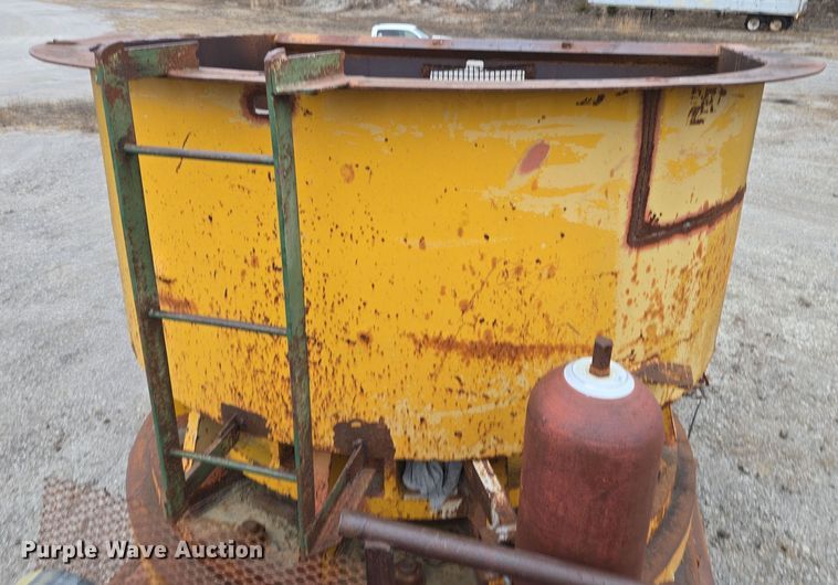 image for item EQ3853 Allis Chalmers  Hydrocone 500 crusher