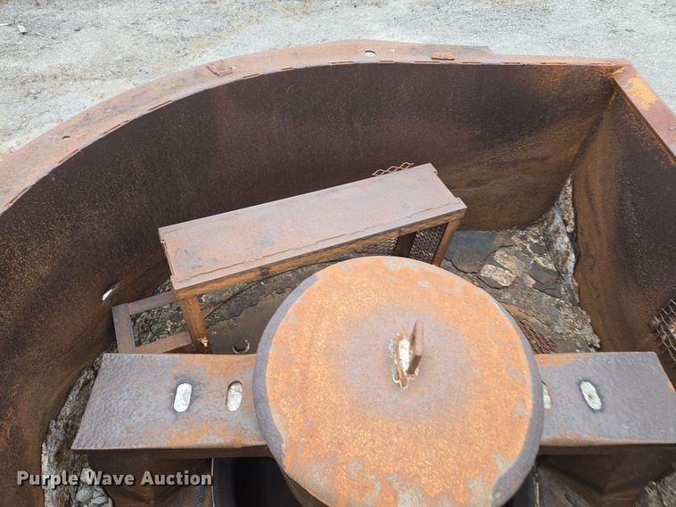 image for item EQ3853 Allis Chalmers  Hydrocone 500 crusher