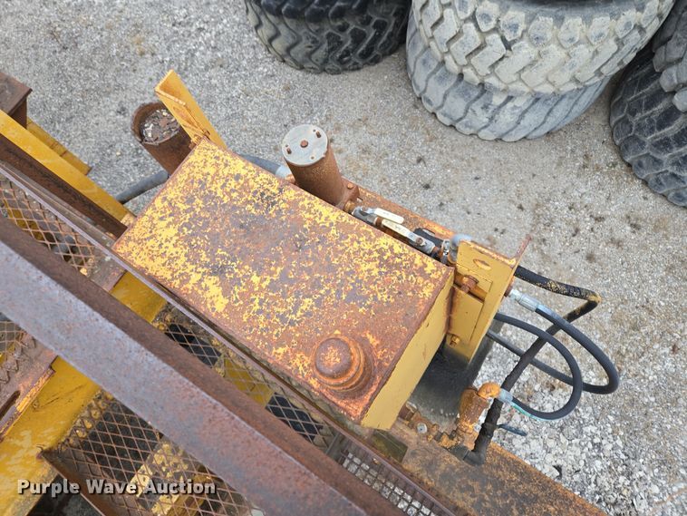 image for item EQ3853 Allis Chalmers  Hydrocone 500 crusher