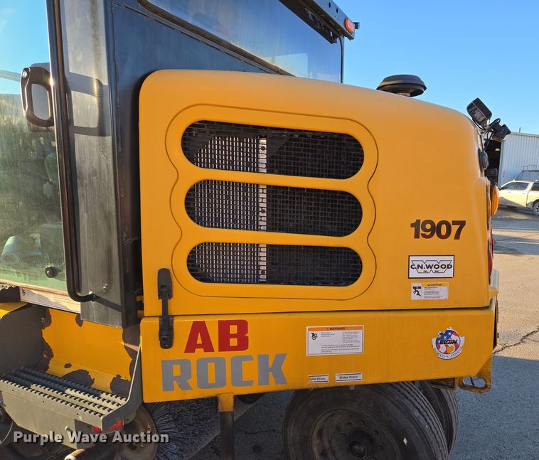 image for item EQ3854 2012 Elgin  Pelican  street sweeper 