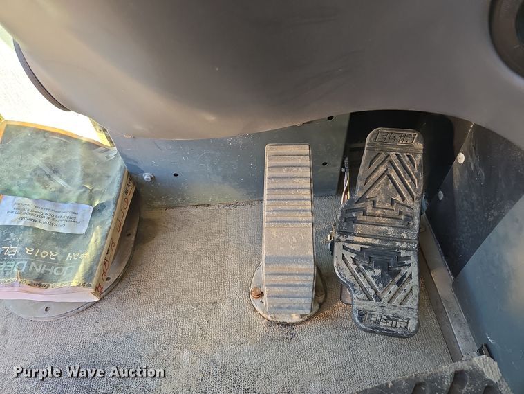 image for item EQ3854 2012 Elgin  Pelican  street sweeper 