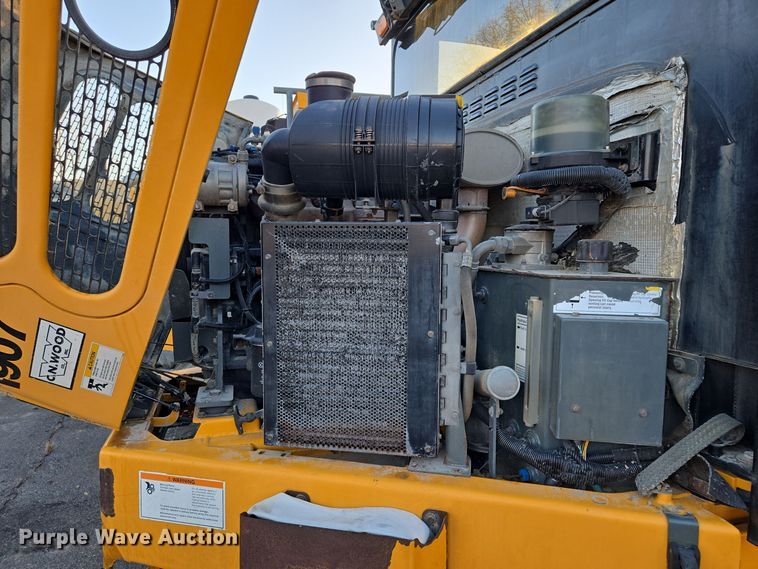 image for item EQ3854 2012 Elgin  Pelican  street sweeper 