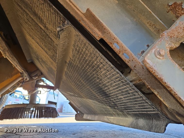 image for item EQ3855 2004 Elgin Pelican  street sweeper